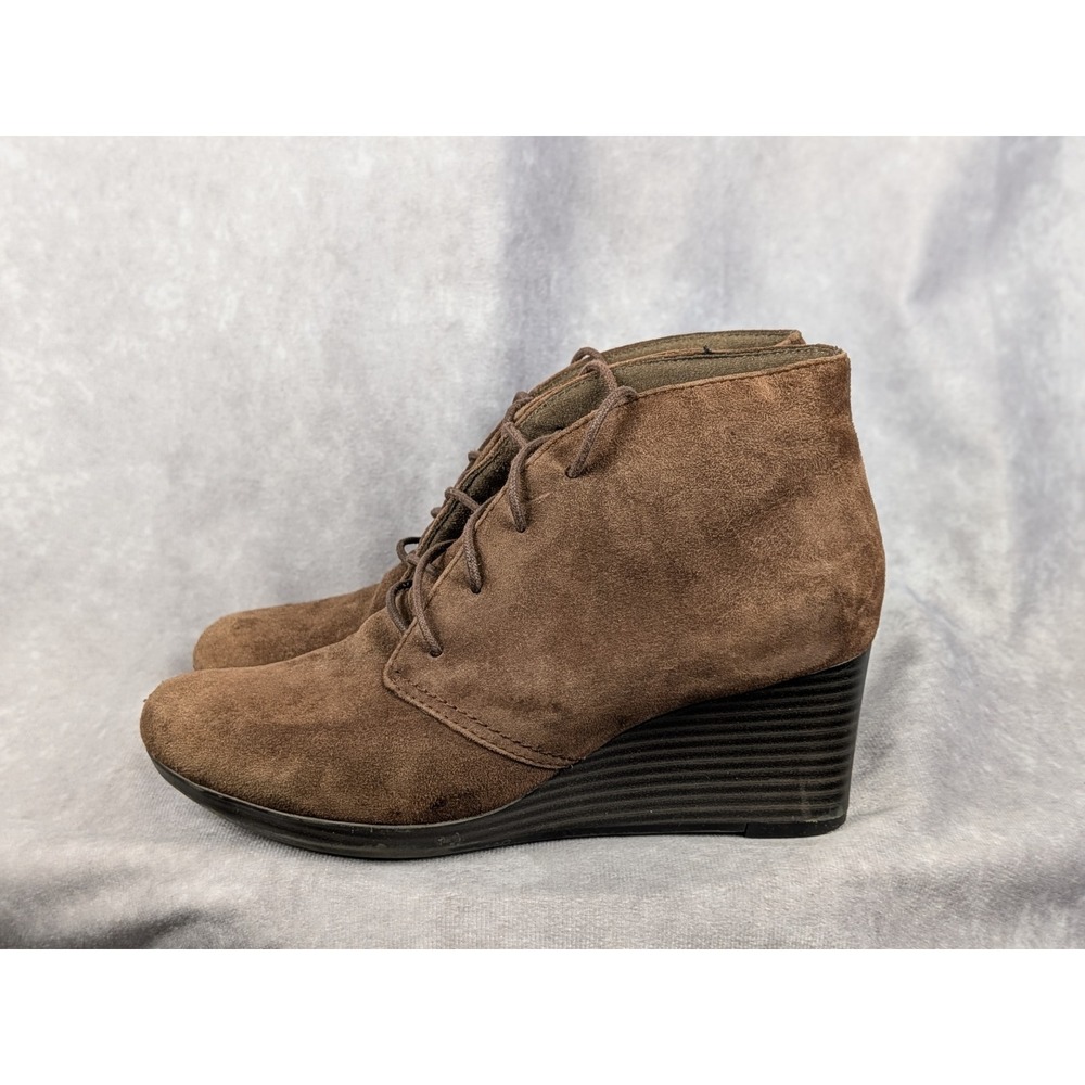 Clarks Womens Brown Suede Lace Up Wedge Ankle Boots Chukka Booties 6.5M 26060963